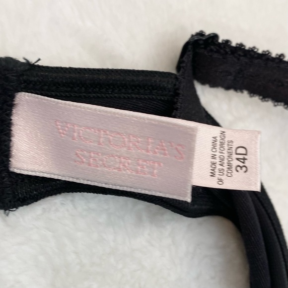 Y2K Victoria’s Secret Velvet Black Stretch Metallic  Bodysuit Camisole 34D M - Picture 3 of 7